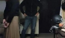 红大爷男扮女装视频无删减